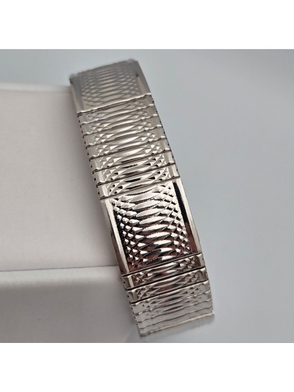 Vintage AIMANTE Magnetic Stretch Bracelet Stainless Steel Watch Style Signed
